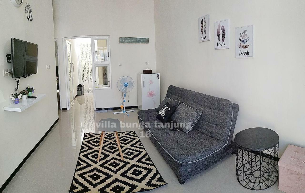 Villa Syariah Bunga Tanjung 16 Batu  Exterior photo