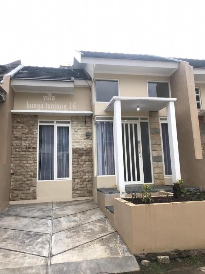 Villa Syariah Bunga Tanjung 16 Batu  Exterior photo
